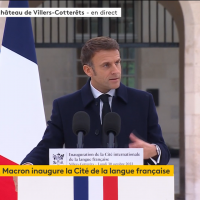« La première mission demandée à nos enseignants, c'est la langue française, l’apprendre, la transmettre » (Emmanuel Macron)