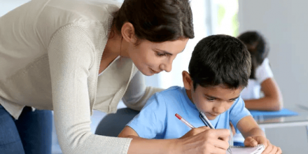  La loi visant à protéger l'école et les personnels qui y travaillent est adoptée par le Sénat 