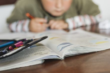 Évaluations nationales de rentrée 2025 : des résultats positifs dans le premier degré