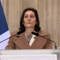 Amélie Oudéa-Castéra remplace Gabriel Attal