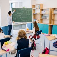 Les professeurs des écoles appelés à faire cours au collège